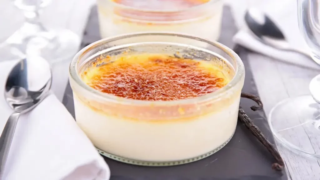 Creme brulee in a bowl