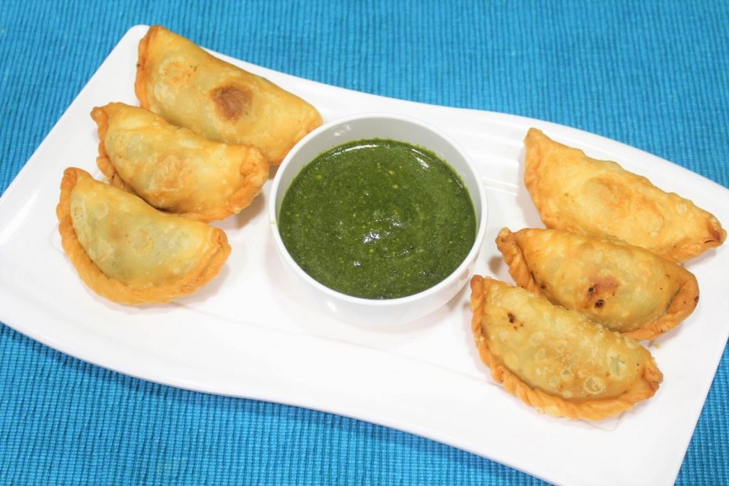 Gujrati Mattar Ghugra Recipe