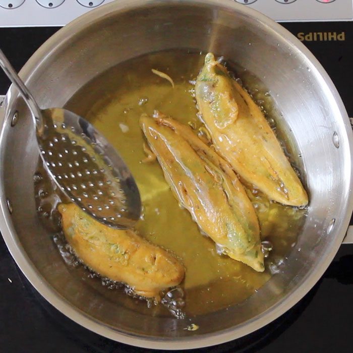 Mirchi Pakoda