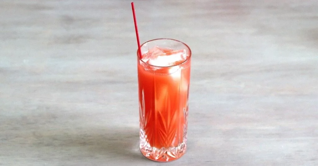 Red Drink Cocktail Recipe
