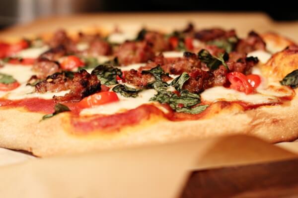 Sausage and Tomato Pizza recipe