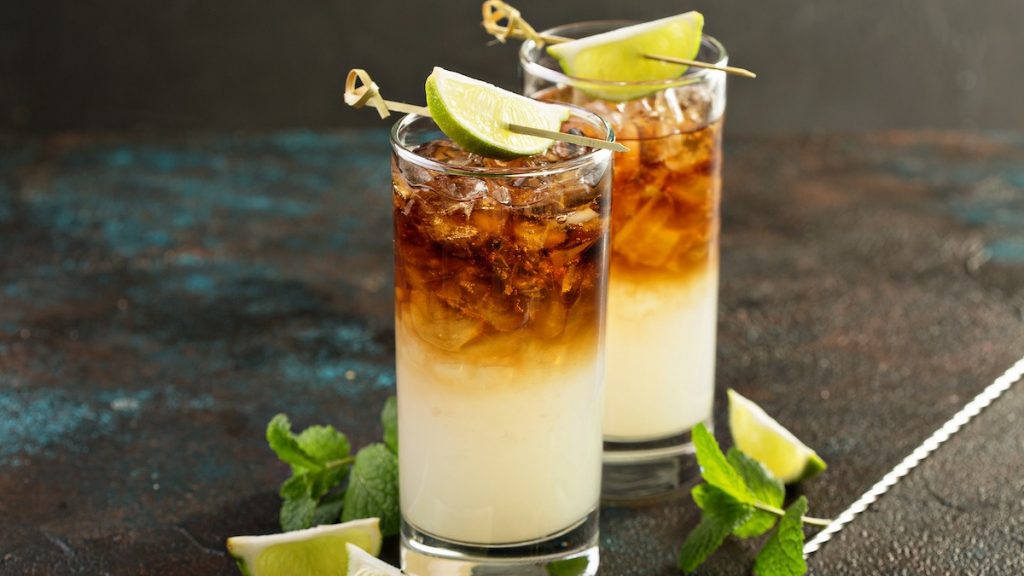 Dark Stormy cocktail
