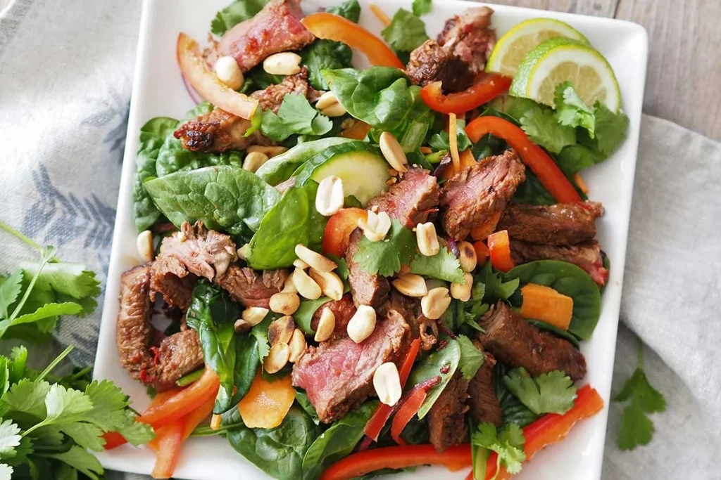 Beef salad with lemon