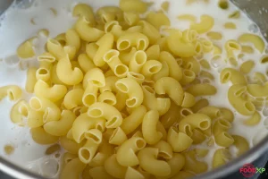 Gordon Ramsay's Mac And Cheese Process