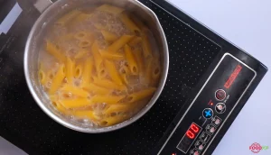 Applebee's 3 Cheese Chicken Penne Step 6