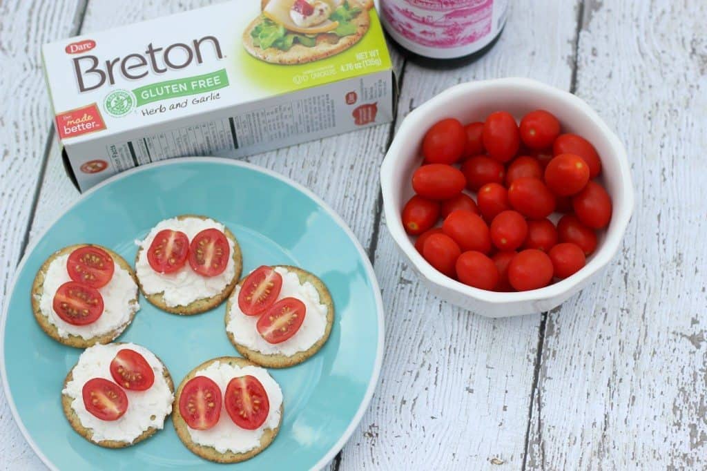 Cream Cheese Feta Crackers