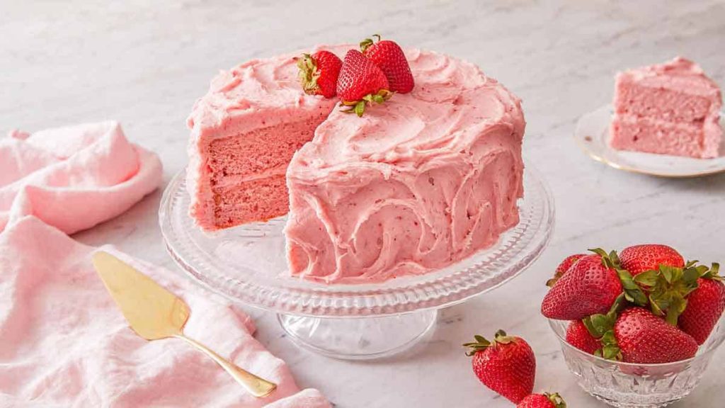 Delectable Paula Deen Strawberry Cake Recipe - Cooking Fanatic