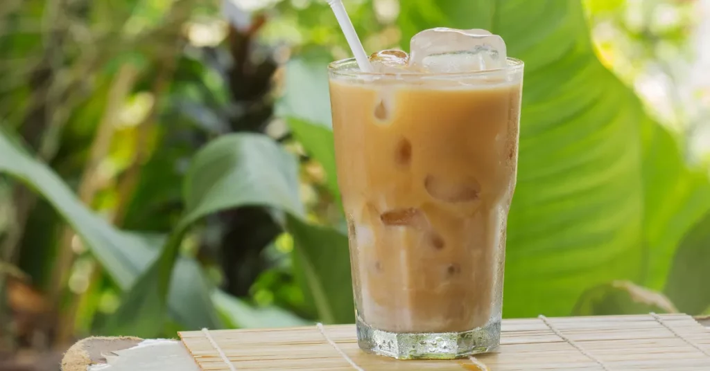 Starbucks iced vanilla latte